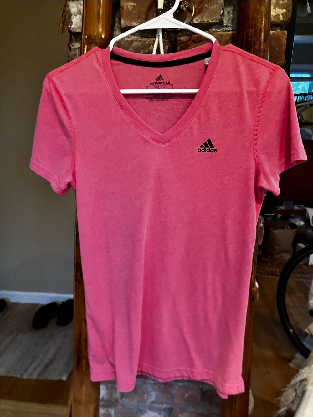 Adidas Ultimate 2.0 Pink V-Neck Tee Short Sleeve Top Womens Size XS